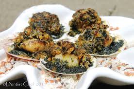 Tips on trimming and slicing / remove scallops from the skillet.flip the scallops, add the butter and soy sauce to the pan and use a spoon to repeatedly drizzle the sauce over the tops of the scallops to finish cooking, 1 to 2 minutes more. Recipe Scallops Rockefeller Broiled Half Shell Scallop With Cheesy Spinach Herbs Crust Spinach Puree Dentist Chef