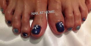 白モチーフの花フットネイル Nail At Home