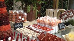 Candy bar y donut wall luminoso. Ideas Para Candy Bar Salado Como Organizar La Casa Fachadas Decoracion De Interiores Ideas Para Fiestas Moda Mujeres De 40 Anos O Mas