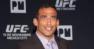 Fabricio werdum shows the media and press his happy face at the post ufc 143 press conference. Ufc On Bt Sport On Twitter Fabricio Werdum Has Received A Two Year Sanction After Testing Positive For A Prohibited Substance The Ban Began On May 22nd 2018 Https T Co Hwepg4wupo
