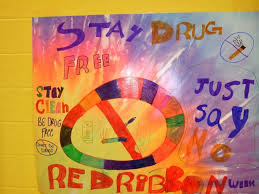 Do really good art with a guy that has a marijuana blunt in his mouth. 10 Stylish Say No To Drugs Poster Ideas 2021