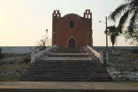 Santa elena está dividido en tres cantones, que a su vez están conformados por parroquias urbanas y rurales. File Church At Santa Elena Yucatan Mexico Jpg Wikimedia Commons