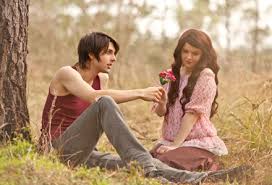 5 semne ca o femeie te place! Relatie Perfecta