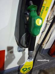 I just tried it on my honda grace, cant feel any difference between 95,98,vpower racing malaysia or vpower nitro+ singapore. Do You Pump Petrol Fuel Ron95 Or Ron97 Price Increased I M Saimatkong