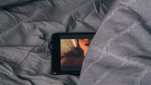 Film semi terbaru, koleksi film semi, nonton film semi gratis, download film semi, nonton film semi online, nonton movie semi. Hukum Nonton Video Porno Saat Puasa Apa Membatalkan Puasa