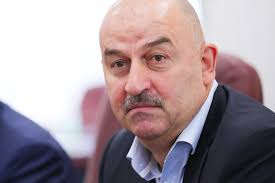 Черчесты саламы фырт станислав / ĉerĉesty salamy fyrt станислав, родился 2 сентября 1963) является русский футбольный менеджер и бывший футболист из осетинского происхождения. Ctanislav Cherchesov Biografiya