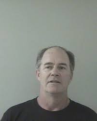 6 Arrested, 2 Marijuana Shops Searched