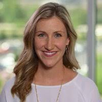 Anna Pereira's Instagram, Twitter & Facebook