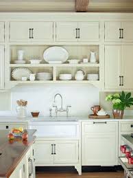 How To Coordinate White And Cream If You Made A Mistake Can Also Use Cream And White Subway Tiles To M Kitchen Inspirations Farmhouse Kitchen Vintage Kitchen