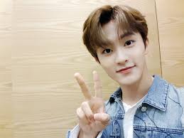 The young singing and rapping. This Is So Stupid Nct S Mark Got A Weasel Stuck In His Pants Or Something Asian Junkie