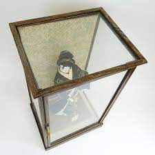 Doll is 18 in high and on a platform in a 20 in high glass case. Sold Price Vintage Japanese Geisha Doll In Glass Case July 3 0116 6 00 Pm Edt