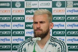 Lucas rafael araújo lima (marília, estado de são paulo; Fora Lucas Lima Palmeirenses Perderam A Paciencia Com Meia Apos Queda Na Copa Do Brasil