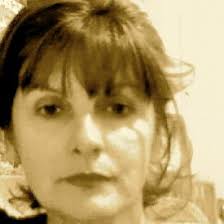 bee smith gilbert (@beebonbelleblog)