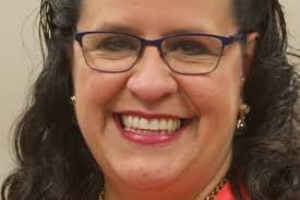 Commission seeks to look at chief-hiring policy