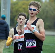 Mediapolis boys qualify for state cross country