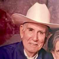 Marino Gustavo Avilés Urquidez (1912–1996)