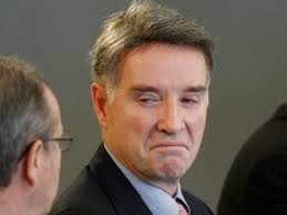 Eike fuhrken batista, nascido em governador valadares, minas gerais, em 3 de novembro de eike batista é um dos sete filhos de jutta fuhrken, alemã de hamburgo, e de eliezer batista. Eike Batista Is A Negative Billionaire Business Insider