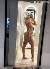 Unlock the secrets of Salah Brooks - her Nudes exposed