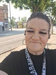 I feel ugly and unwanted. Is it possible someone out there may like me??