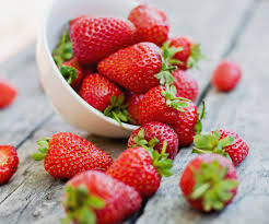 Mousse Aux Fraises Legere Comme Un Nuage Recette Fruit Brule Graisse Fruit Pour Maigrir Alimentation