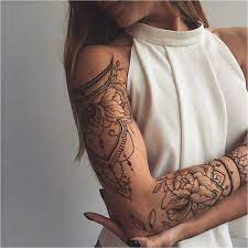 Envie de vous faire tatouer une fleur de lotus sur le corps, mais vous ne savez pas pour quel dessin opter ? Epingle Sur Tattoos
