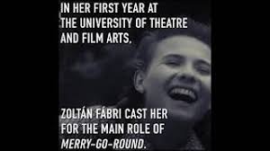 Mari azonban bíró mátét, a szövetkezet tagját szereti. Hungary S Mari Torocsik Cannes Best Actress Winner Dies At 85 Variety