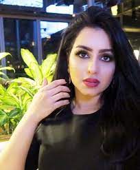 يعتبر قانون الهجرة الألماني الحالي أسهل قوانين الهجرة في العالم خاصةً لمن لديهم مستوى تعليم عالي هل يجب أن يكون هناك عرض عمل من قبل شركة ألمانية، وما هي الوظائف التي سيتم اعتبارها بالضبط كمهارات متوسطة؟ Ù…Ù‡Ø±Ø© Ø§Ù„Ø¨Ø­Ø±ÙŠÙ†ÙŠØ© ØªØ³ØªØ¹Ø±Ø¶ Ø¹Ù…Ù„ÙŠØ§ØªÙ‡Ø§ Ø§Ù„ØªØ¬Ù…ÙŠÙ„ÙŠØ© ÙˆØªÙ‚ÙˆÙ„ Ø´ÙˆÙ‡ÙˆÙ†ÙŠ Ù…Ø¬Ù„Ø© Ø³ÙŠØ¯ØªÙŠ