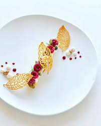 Https Www Instagram Com P Cemi28ahrhu Igshid 1r64ghywjhl3v Pastry Art Food Art Food Plating Techniques