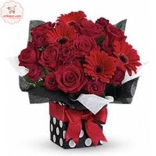 Red Roses Beauty In 2020 Birthday Flowers Bouquet Birthday Flowers Birthday Flower Delivery