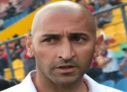 No le pierde pisada al lÃder