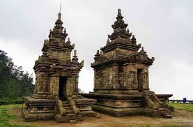 Seni tari sudah dikenal masyarakat indonesia semenjak jaman prasejarah. Zaman Hindu Budha Di Indonesia Materi Sejarah Indonesia Kelas 10 Semester 2 Synaoo Com