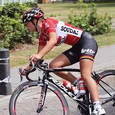 15 1 k mentions j aime 89 commentaires puck moonen puckmoonen sur instagram crits ain t fun when you re hanging in the back サイクルウェア エクササイズバイク サイクリスト