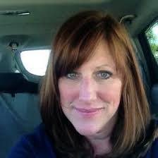 Elizabeth Utterback's Instagram, Twitter & Facebook