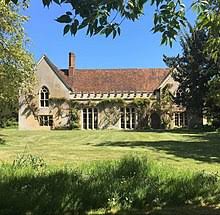 Small courtyard swimming pool home. Courtyard House Wikipedia