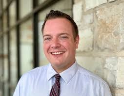 Wade Tanner's Instagram, Twitter & Facebook