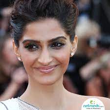 After the success of neerja, this is the new sonam kapoor hair cut popular in the parlors. Revealed Sonam Kapoor S Diet And Fitness Secrets