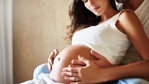 Durchschnittlich sieben tage nach der befruchtung und zu beginn der 4. Sex In Der Schwangerschaft Diese Stellungen Eignen Sich Fur Schwangere Bunte De