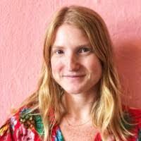 Beth Franklin's Instagram, Twitter & Facebook