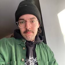 Michael (@michael_aaron__)