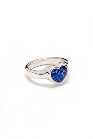 The Ashes Into Glass Heart Ring In Silver With A Blue Gemstone The Ashes Can Look Like Stars In The Sky And Remin Ashes Into Glass Glass Heart Ashes Jewelry
