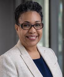 Michelle Lennox's Instagram, Twitter & Facebook