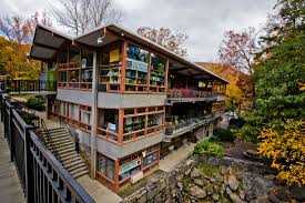 Where To Eat Come Visit About Us Montreat College Montreat College Amazing Architecture House Styles