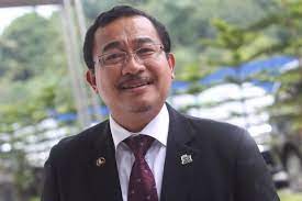 Tergempar ahli parlimen umno pasir salak bersikap biadab dihalau keluar dewan 4 hari. Ahli Parlimen Bagan Serai Keluar Umno Bn Semasa Mstar