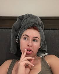 It's happened… my account has been banned. After building a community of  over 100k beautiful women who joined me