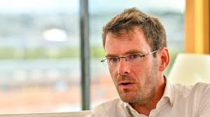 Le maire de Rouen Nicolas Mayer-Rossignol annonce être atteint d'un cancer