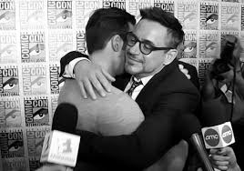 Then all of the sudden after all the press for civil war was over, they chartered their own helicopter and. Chris Evans News On Twitter Sdcc2014 Hugs Kisses By Chris Evans And Robert Downey Jr Http T Co 9jlnj1t6hr