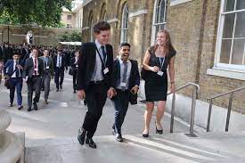 Deutsche bank 2021 undergraduate internship program. These Deutsche Bank Interns Forecasted Revenue And Helped Finance Solar Power