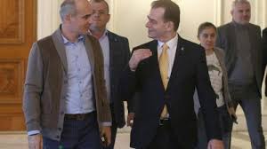 Liderul pnl sărbătorește alături de mai mulți colegi aniversarea a 58 de ani. Petrecere La Parlament De Ziua Lui Ludovic Orban Mai MulÈ›i ParticipanÈ›i FÄƒrÄƒ MascÄƒ