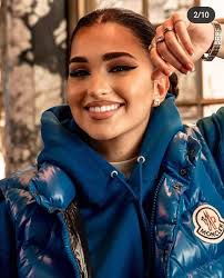 Autograph NG. Facebook Community