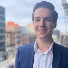 title The surprise death of a Goldman Sachs analyst named John Castic,  after partying at the @brooklynmirage in Bushwick over the weekend has  quickly captivated the internet. While details about Castic's death,